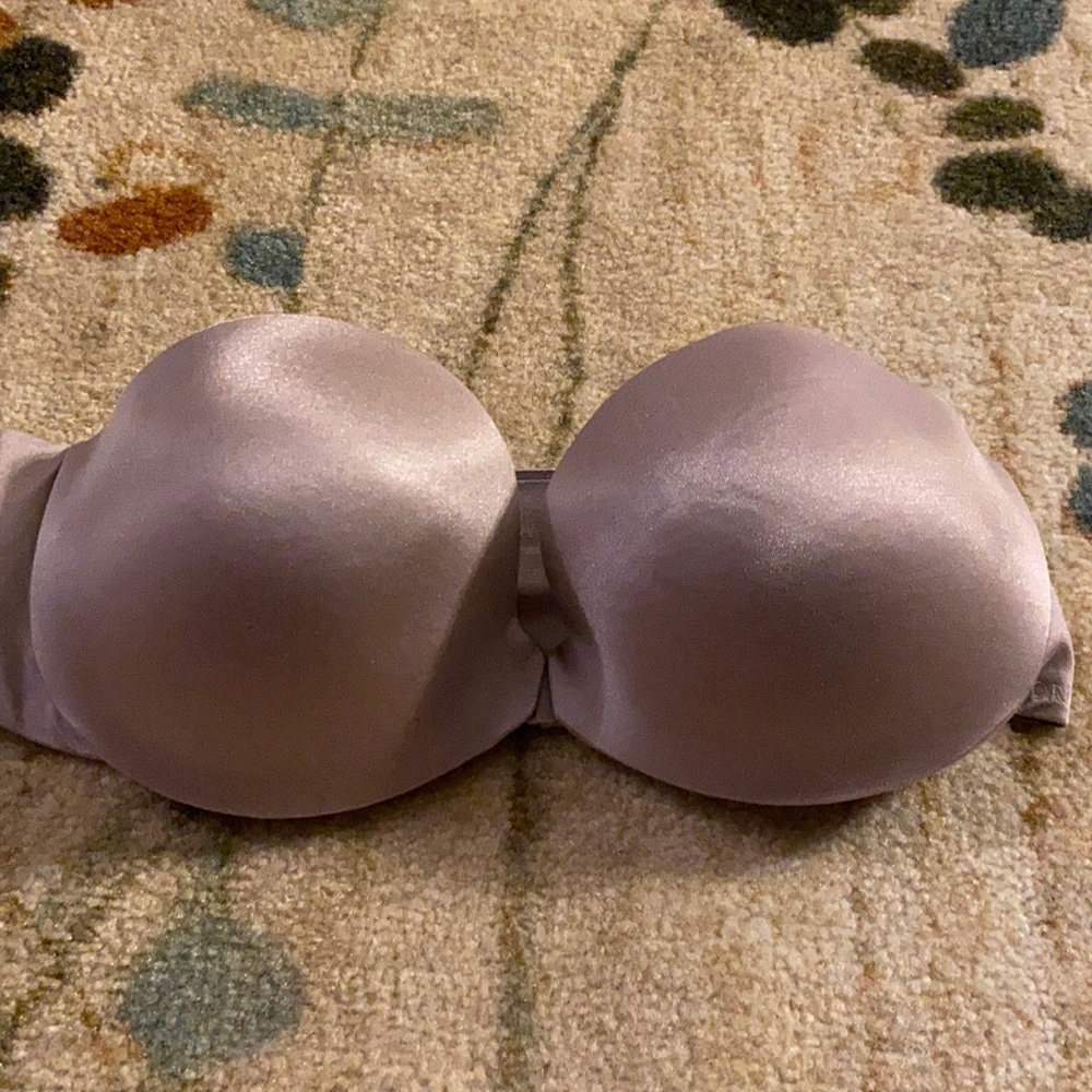 Used strapless bra from VS 38D